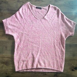 The Limited Short Sleeve V-neck Sweater medium
